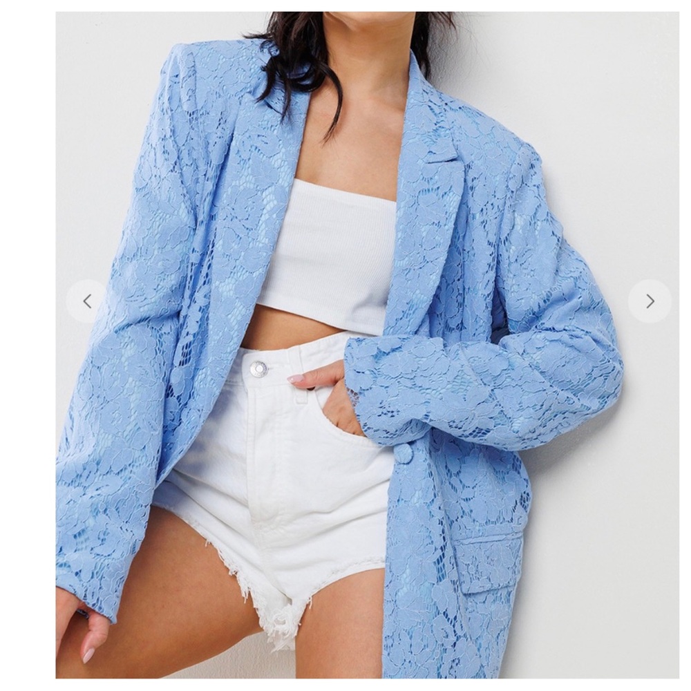 31 LACE OPEN FABULOUS BLAZER - Picture 2 of 3
